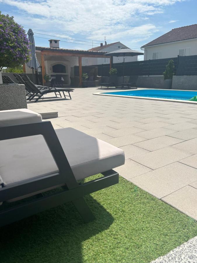 Villa Apartment Aa 2 تروغير المظهر الخارجي الصورة